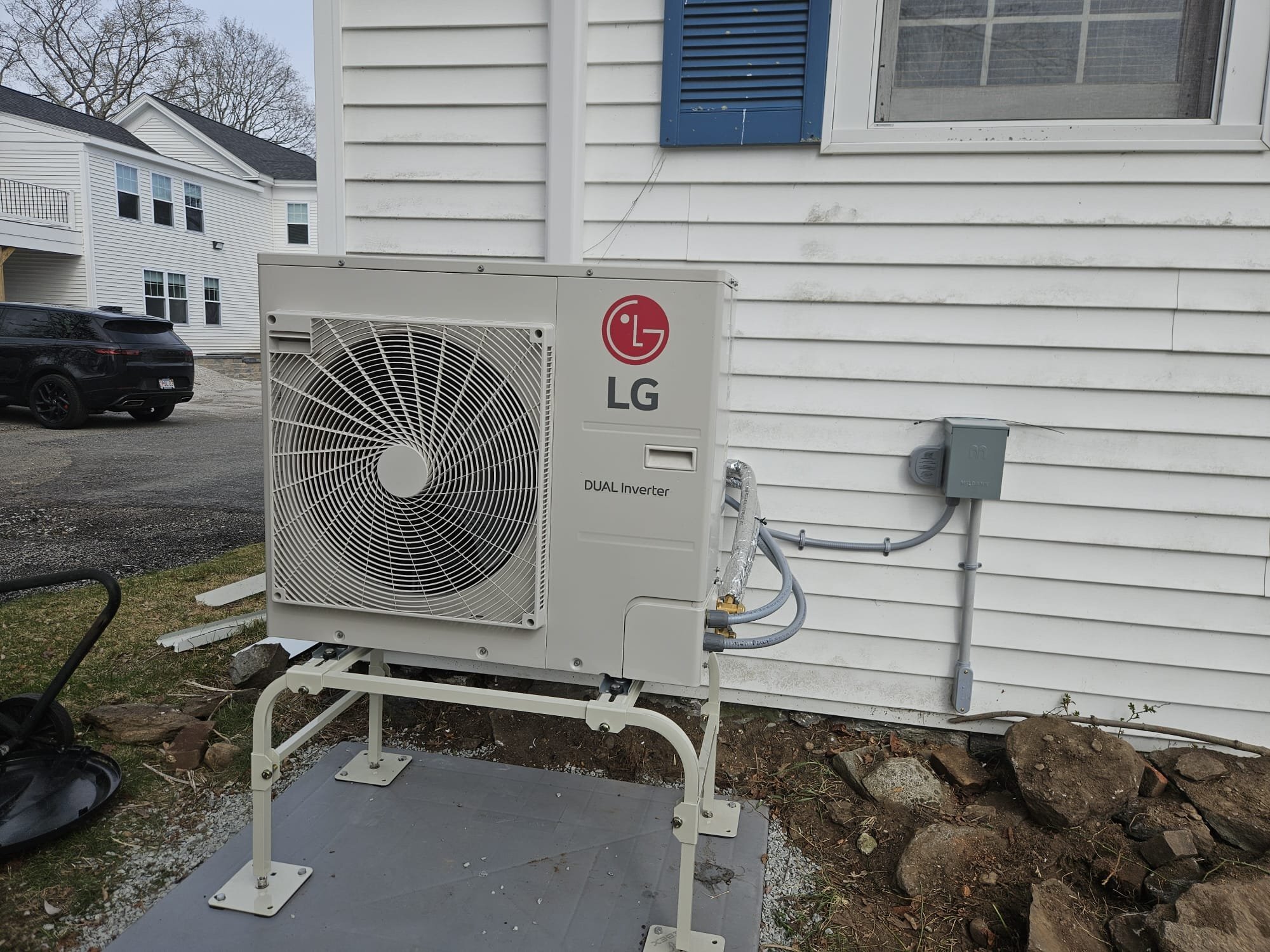 LG Heat Pump System installed by Endless Energy is Wellesley Massachusetts