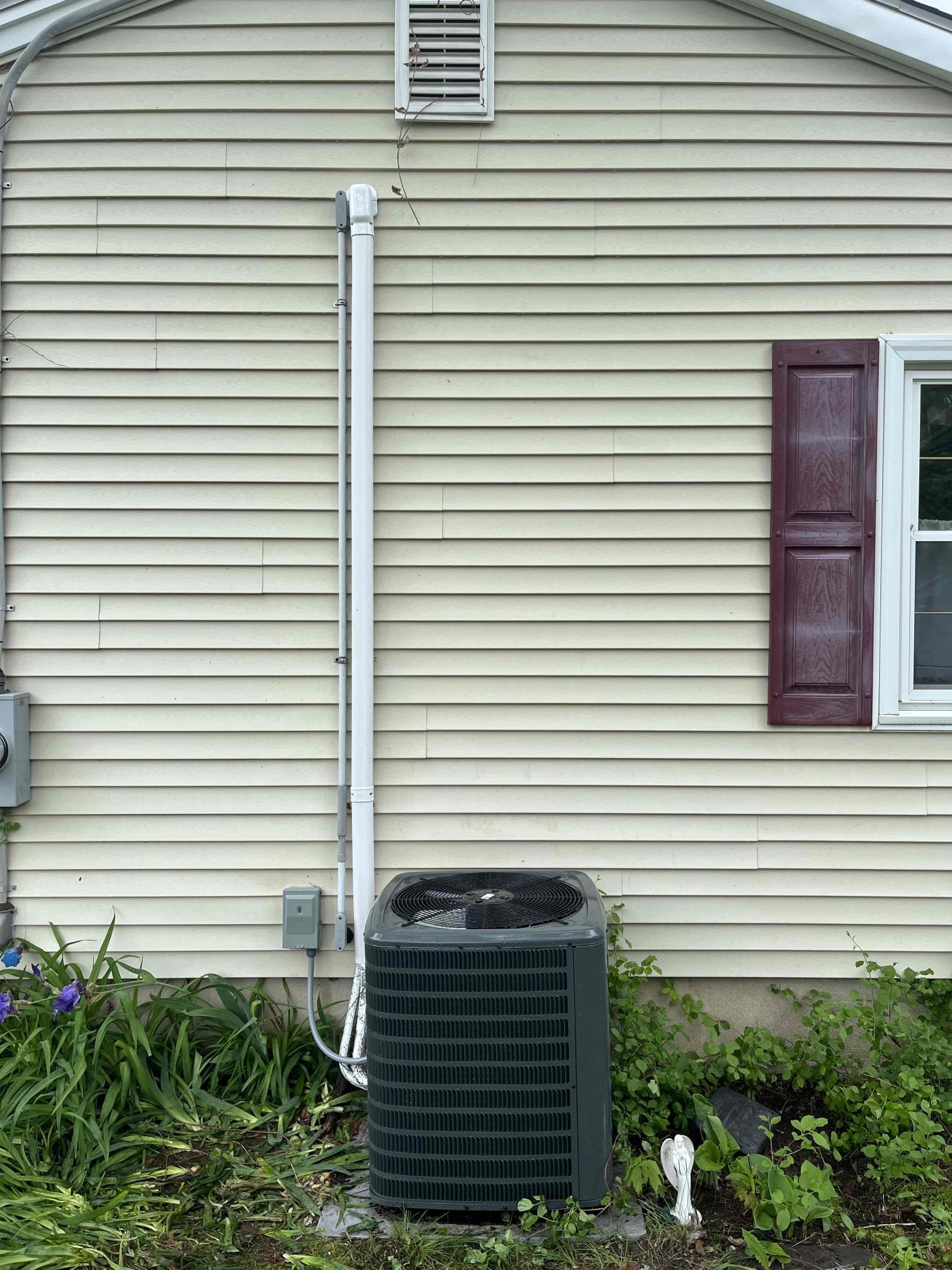 A central AC system installed in Springfield Massachusetts by Endless Energy